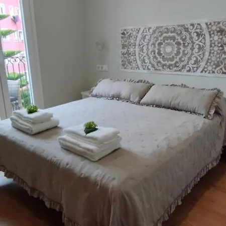 Villalvaro Con Parking * Santander